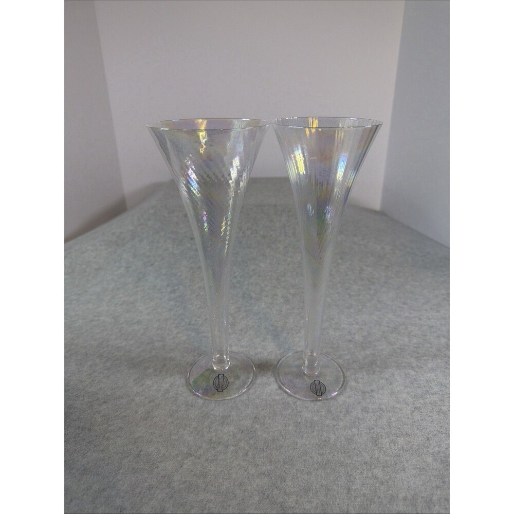 Artland Vertical Optic Hollow Stem Fluted Champagne 10 1/8 "  EUC. Set 2